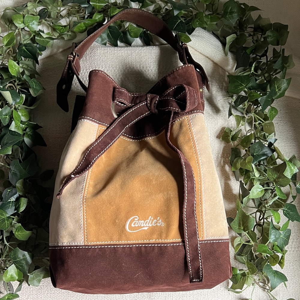💥Vintage Candie's Two-Tone Suede Bucket Bag
